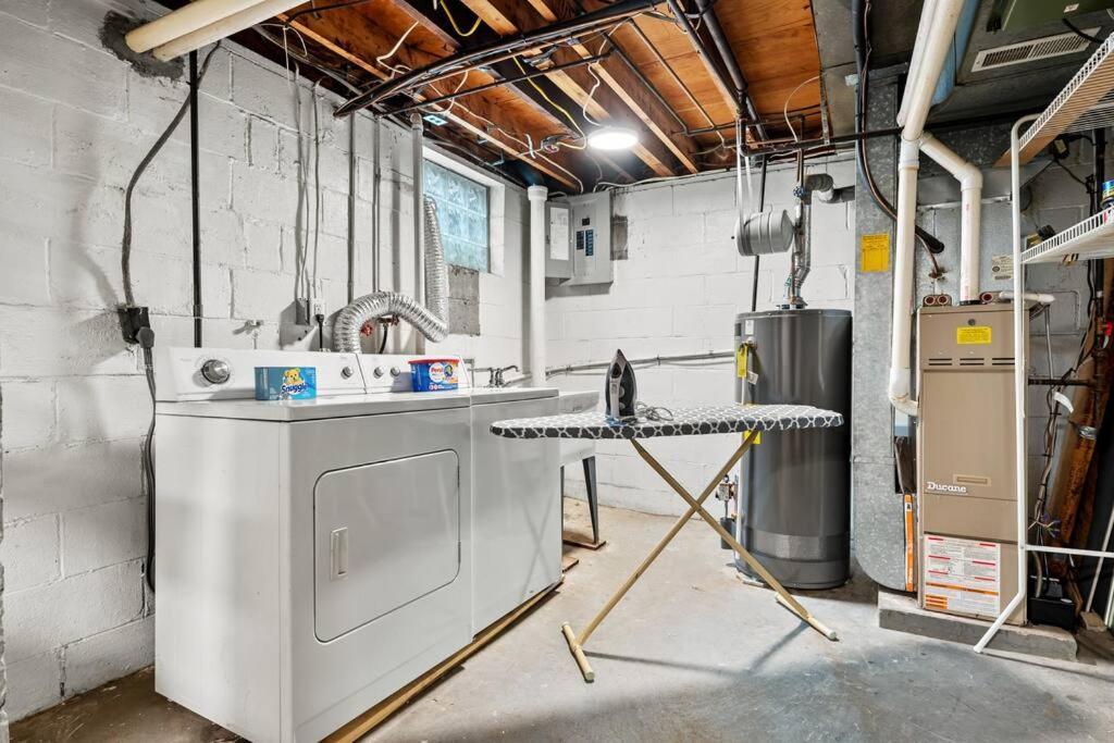Open Floor Spacious Home, 15Min From Downtown, Private Garage, Kids Friendly Pittsburgh Exterior foto